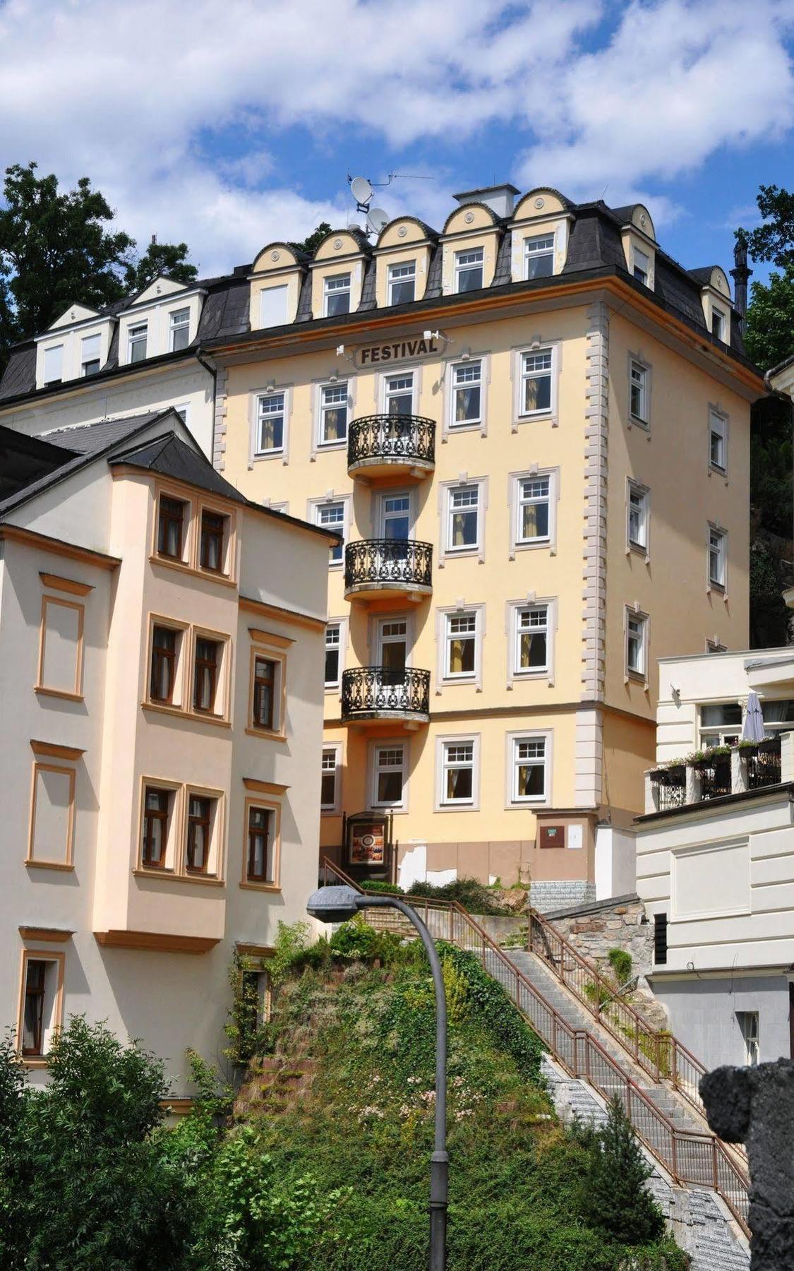 Festival Apartment Karlovy Vary Ngoại thất bức ảnh